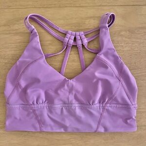 Lululemon Strappy Sports Bra Women’s size 4 💜 Lavender Purple